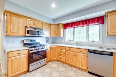 650 Somerset St_Rumford_18