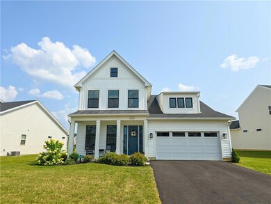 6820 Sycamore Dr, Bath, PA 18014 - photo 2