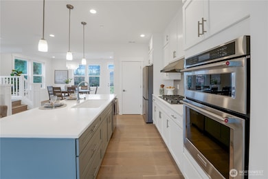 7032 119th Way NE unit A, Kirkland, WA 98033 - photo 7