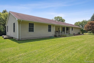 3780 Bald Mountain Rd, Auburn Hills, MI 48326 - photo 3