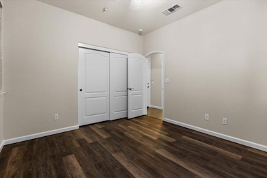 1067 Sallie Ln, Tracy, CA 95376 - photo 6