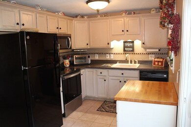 147 Corey St unit 147, Agawam, MA 01001 - photo 5