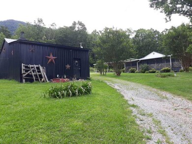 1790 Old Mountain Rd, Greeneville, TN 37743 - photo 3