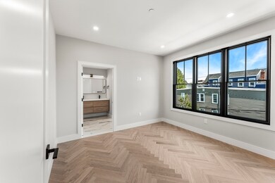 106 Moore St unit 3, Boston, MA 02128 - photo 4