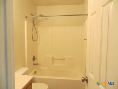 405 Bermuda unit D, Copperas Cove, TX 76522 - photo 6