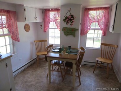 Breakfast nook