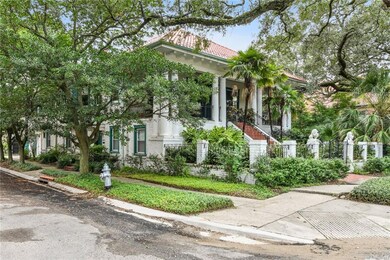 88X110 Double Lot, with majestic  oaks and other f