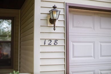 128 E Parkway Dr, Warren, IN 46792 - photo 7