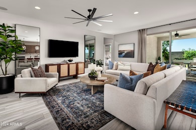 04_BR_Laurel_Laredo_Family Room