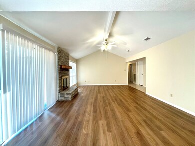 15307 Pebble Lake Dr, Houston, TX 77095 - photo 4