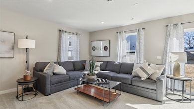 766 Olivia St, Crafton, PA 15205 - photo 4