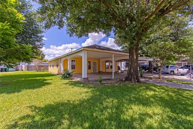 10943 Royal Pine Dr, Houston, TX 77093 - photo 3