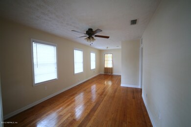 5350 Colonial Ave, Jacksonville, FL 32210 - photo 4