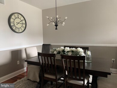 305 Chancellor Dr, Woodbury, NJ 08096 - photo 5