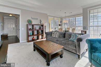 1734 Kingsgate Ct unit 304, Alexandria, VA 22302 - photo 5