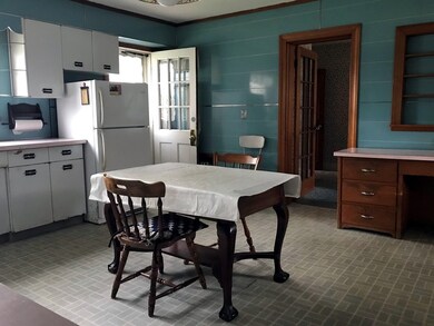 10 Grout Cir, Millers Falls, MA 01349 - photo 7