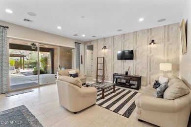 06-Living Room