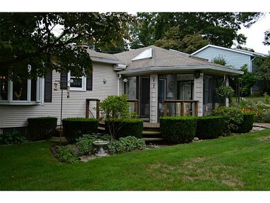 28 Boucher St, West Warwick, RI 02893 - photo 3