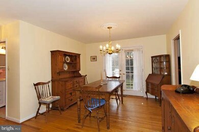 128 Springside Dr, Lutherville Timonium, MD 21093 - photo 6