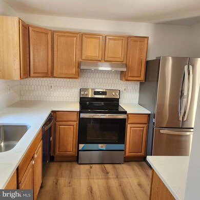 1872 Murdock Ct, Frederick, MD 21702 - photo 4