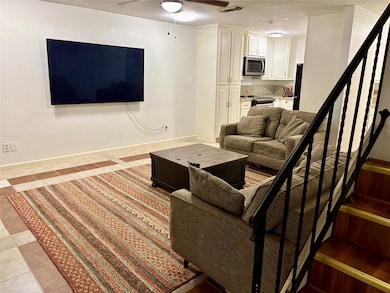 431 Sunset Dr unit 7, Dickinson, TX 77539 - photo 7