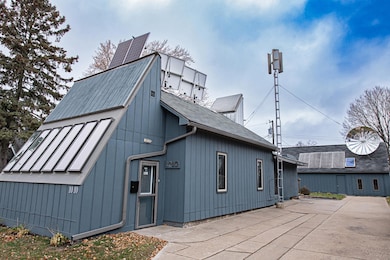 1010 7th St, Winona, MN 55987 - photo 3