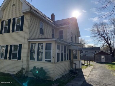 251-480246 Right 1
