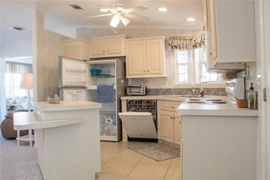 10 Grey Fox Ln, Lake Wales, FL 33898 - photo 2