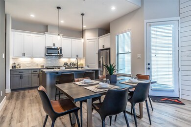 4525 Old Yale St, Houston, TX 77018 - photo 6