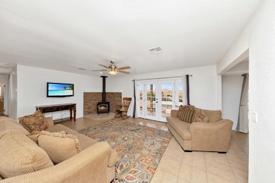 61746 Crest Circle Dr, Joshua Tree, CA 92252 - photo 7