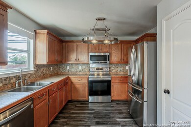 10414 Marengo Ln, San Antonio, TX 78254 - photo 4