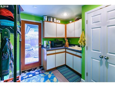 19110 Suncrest Dr, West Linn, OR 97068 - photo 7