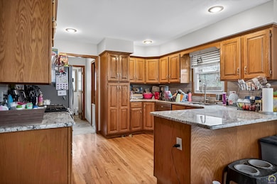 3629 SW Red Hawk Ct, Topeka, KS 66614 - photo 2