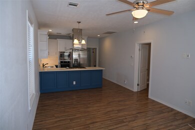 741 E 7th St, Houston, TX 77007 - photo 4