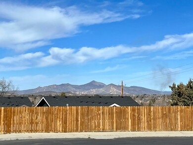 2312 SW Valleyview Dr, Redmond, OR 97756 - photo 3