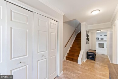 660 N Armistead St, Alexandria, VA 22312 - photo 5