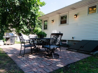 31 Stow St, Waltham, MA 02453 - photo 6