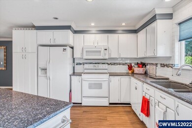 7015 9th Ct NE, Keizer, OR 97303 - photo 5