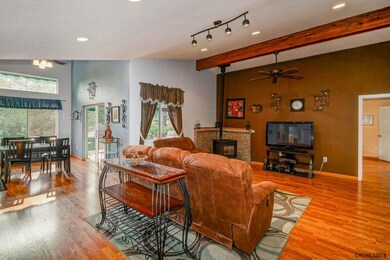 2328 74th Ave SE, Salem, OR 97317 - photo 7