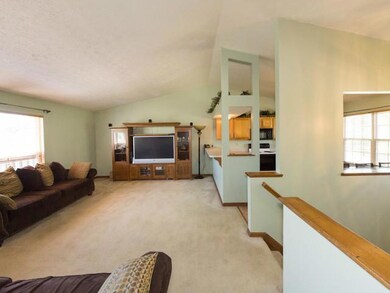 1466 Tall Pine Ct, Columbus, OH 43223 - photo 3