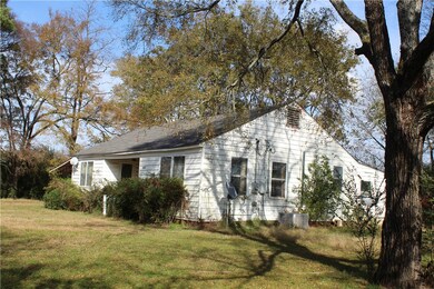 10532 Courtney Ln, Danville, AR 72833 - photo 3