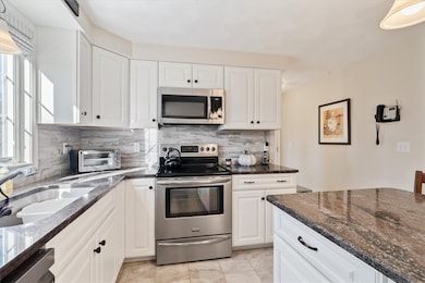 26 Scituate Farms Dr, Cranston, RI 02921 - photo 7