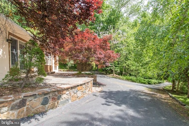 541 Bishop Hollow Rd, Newtown Square, PA 19073 - photo 3