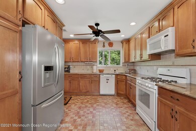 50 Stevens Ave, Old Bridge, NJ 08857 - photo 4