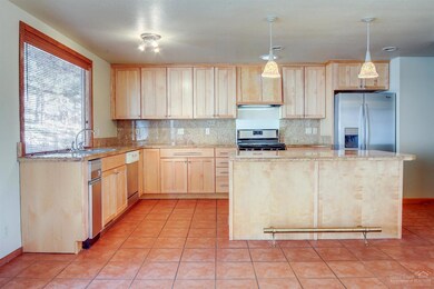 unlisted-address, Bend, OR 97702 - photo 3