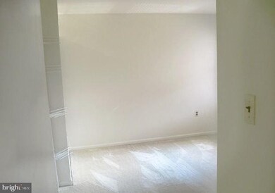 1954 Kennedy Dr unit 203, McLean, VA 22102 - photo 6