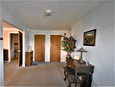2110 E US 10 (16)