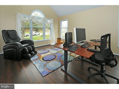 4027 Arbour Cir, Lafayette Hill, PA 19444 - photo 5