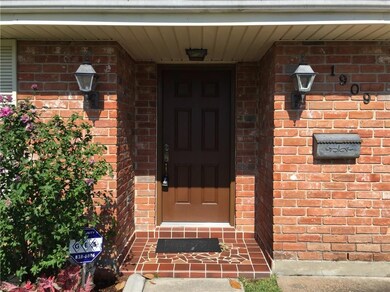 Let's go inside for you to enjoy ...