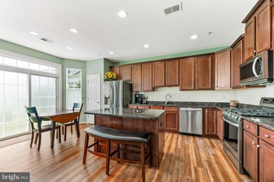 22944 Snow Leopard Dr, California, MD 20619 - photo 2